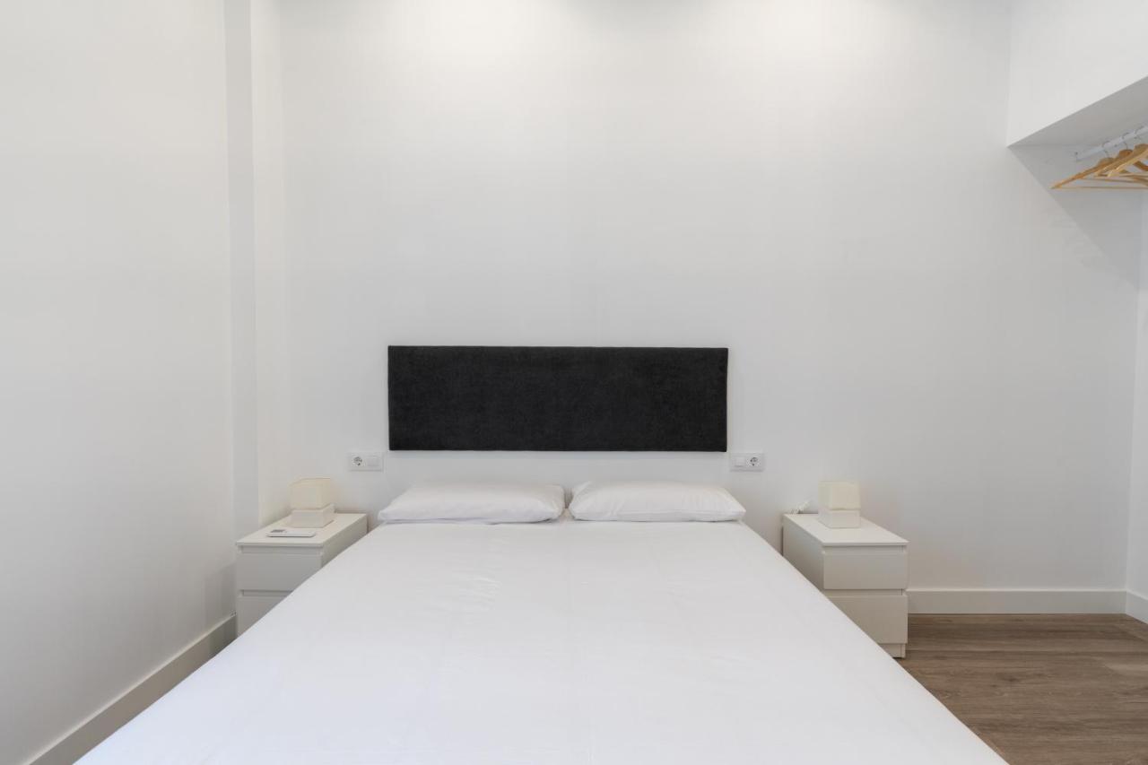 Holi-Rent At Erillas Camas Ngoại thất bức ảnh