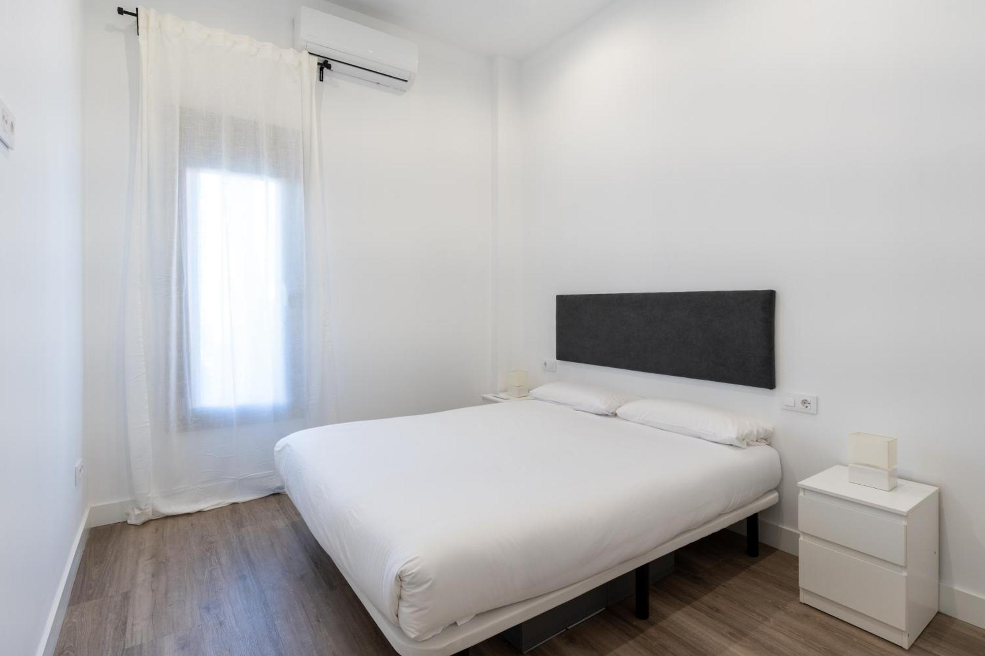 Holi-Rent At Erillas Camas Ngoại thất bức ảnh